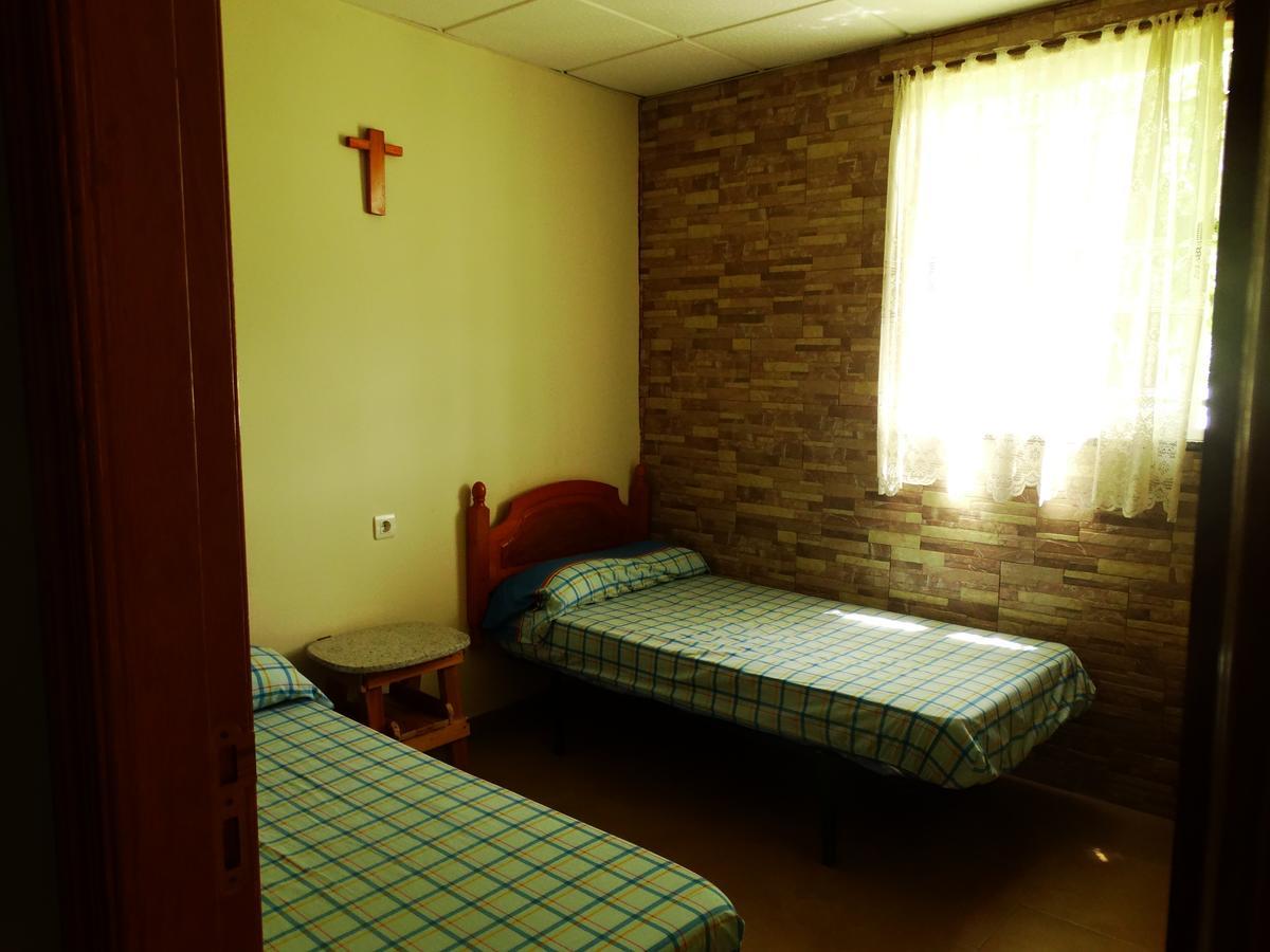 Albergue Santa Ana San Martin del Camino Luaran gambar