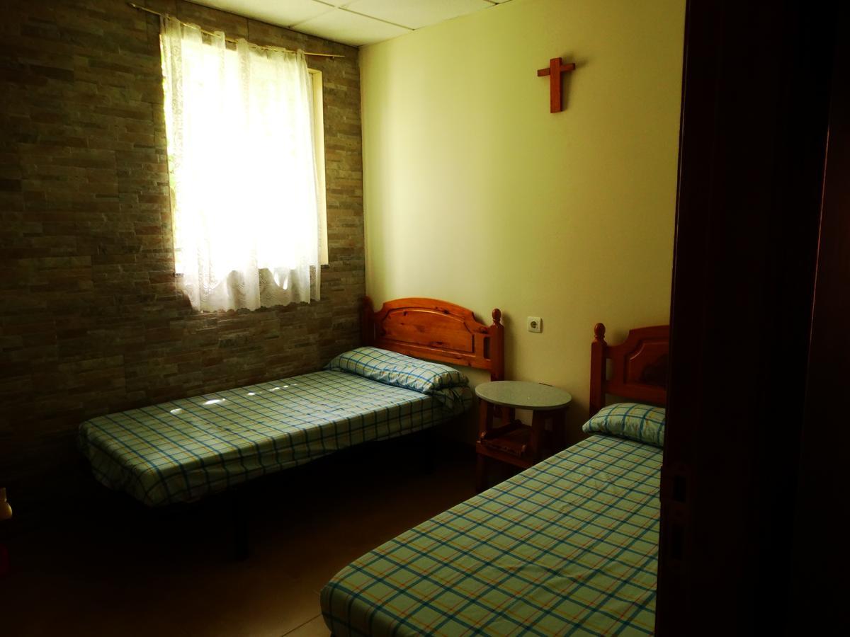 Albergue Santa Ana San Martin del Camino Luaran gambar